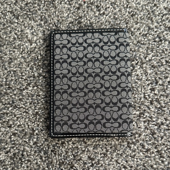 Like New Authentic Coach Black and Gray Signature Passport Holder - Picture 3 of 3